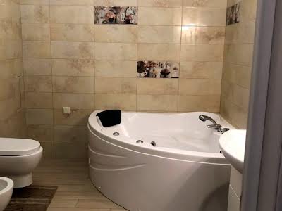 квартира за адресою В'ячеслава Чорновола вул., 27