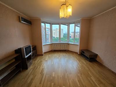 квартира за адресою Осіння вул., 33
