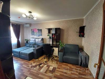 квартира за адресою Єлизавети Чавдар вул., 34