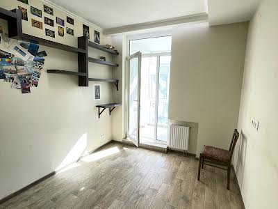 квартира за адресою Регенераторна вул., 4 к14
