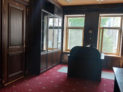квартира по адресу Институтская ул., 19