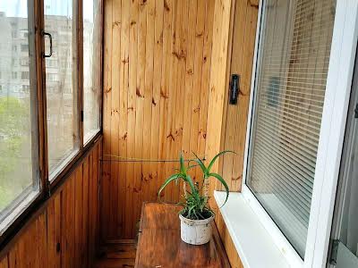 квартира за адресою Михайла Котельникова вул., 3