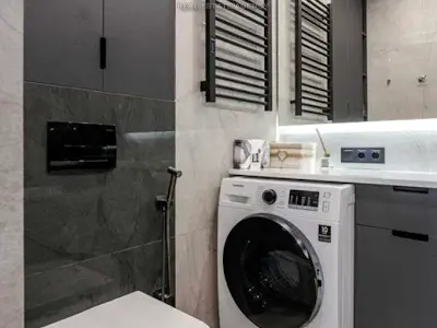 квартира за адресою Дніпровська набережна вул., 18а