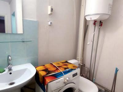 квартира за адресою Роганська вул., 152