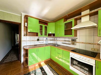 квартира за адресою дека, 12/37