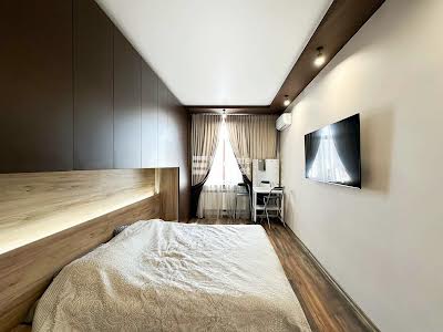 квартира за адресою Кравцова, 6