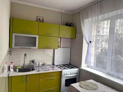 квартира по адресу Оболонский просп., 9-А