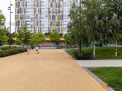 квартира за адресою Київ, Микільсько-Слобідська вул., 15