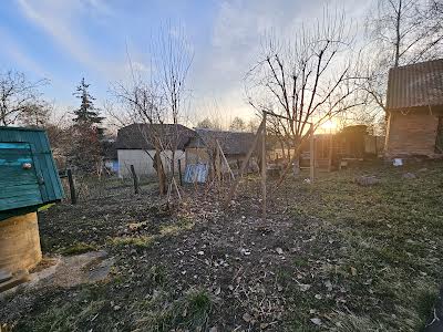 будинок за адресою с. Бишів, Лупська, 1