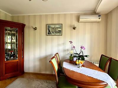 квартира за адресою Берестейський просп. (Перемоги), 2