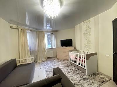 квартира по адресу с. Софиевская борщаговка, Миру ул., 50