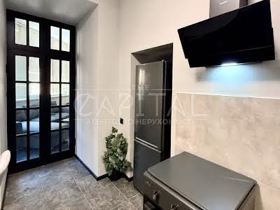квартира за адресою Шота Руставелі вул., 20-Б
