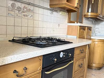 квартира по адресу Михаила Омеляновича-Павленко ул. (Суворова), 11