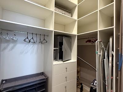 квартира за адресою Стрілецька вул., 28