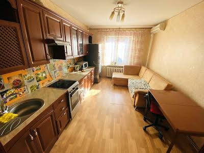 квартира по адресу Урловская ул., 17