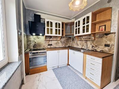 квартира по адресу Быкова Леонида бульв., 10