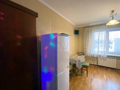 квартира за адресою Київ, Оболонська пл. (Дружби Народів СРСР), 8