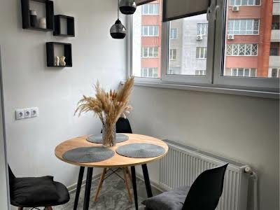 квартира за адресою Боголюбова вул., 27