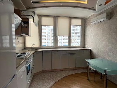 квартира по адресу Авиаконструктора Игоря Сикорского ул. (Танковая), 1-Б