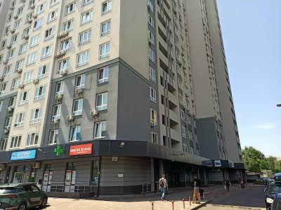 квартира за адресою Драгоманова вул., 10