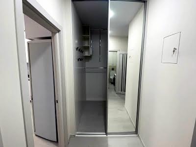 квартира за адресою Київ, Метрологічна вул., 107а