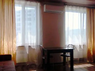 квартира за адресою Межигірська вул., 78