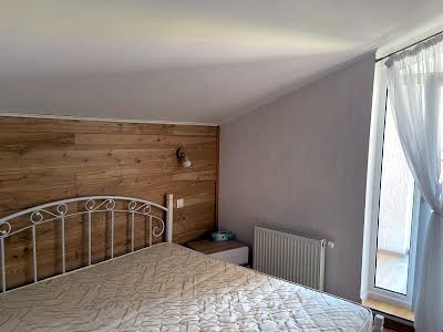 квартира за адресою Регенераторна вул., 4
