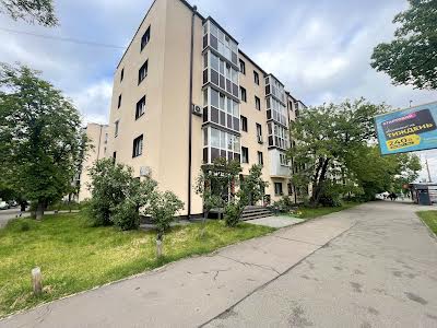 квартира за адресою Свободи просп., 8/28