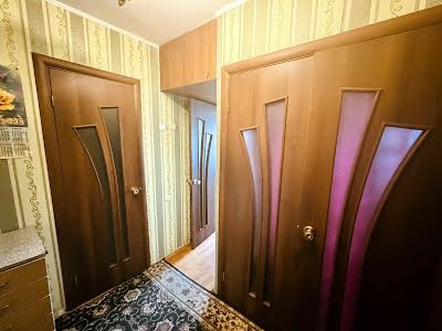 квартира за адресою Київ, Героїв полку 