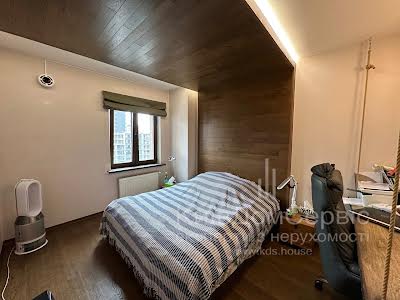 квартира за адресою Дегтярівська вул., 25а к1