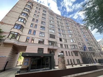 квартира за адресою Київ, Пирогова вул., 6а