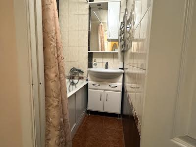 квартира за адресою Митрополита Василя Липківського вул. (Урицького), 32