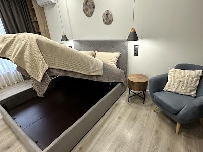 квартира за адресою Набережно-Рибальська дорога вул., 27