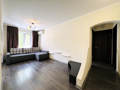 квартира за адресою Леся Курбаса просп., 9
