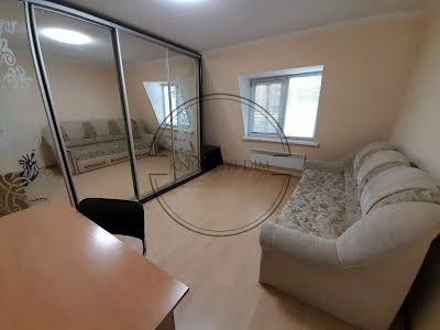 квартира за адресою Красицького вул., 8