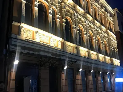 комерційна за адресою Січових Стрільців вул. (Артема), 18