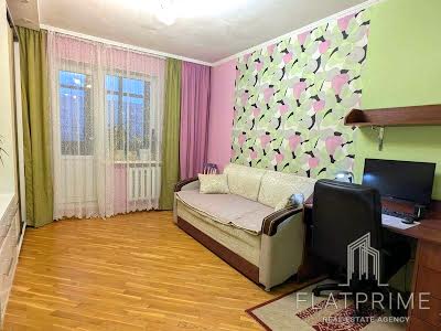 квартира по адресу Рональда Рейгана ул., 10