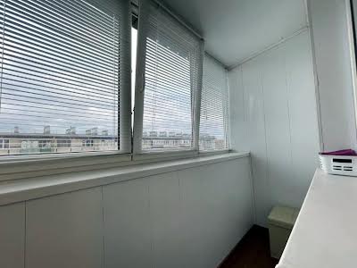 квартира по адресу Харьковских Дивизий ул., 17