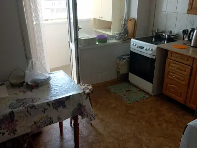 квартира за адресою Богатирська вул., 16