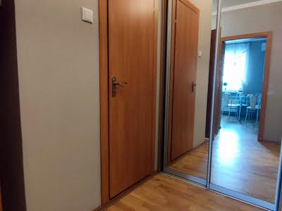 квартира за адресою Єлизавети Чавдар вул., 4