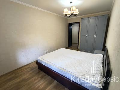 квартира за адресою Межигірська вул., 50