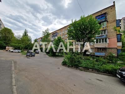 квартира за адресою Машинобудівна вул., 24
