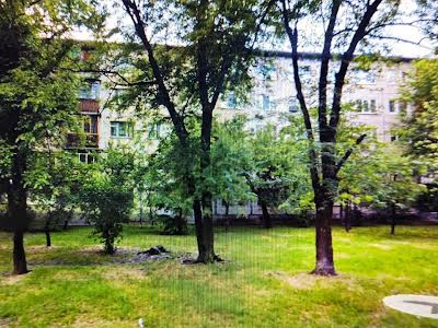 квартира за адресою Юності вул., 9