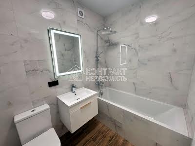 квартира за адресою Миру вул., 21