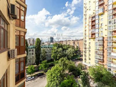 квартира за адресою Коперника вул., 11