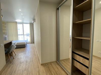 квартира за адресою Центральна вул., 19