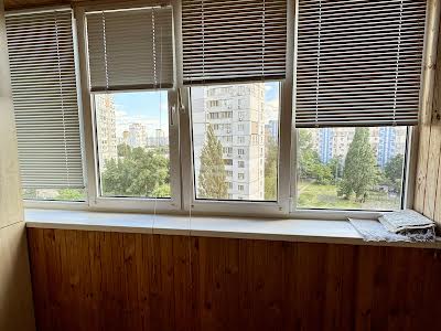 квартира за адресою Київ, Каштанова вул., 14-А