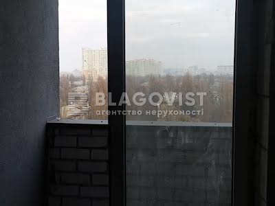 комерційна за адресою Вацлава Гавела бульв. (Івана Лепсе), 28