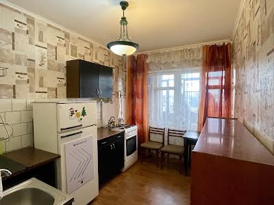 квартира за адресою Докучаєвська вул., 16