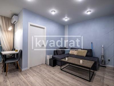 квартира за адресою Київ, Ревуцького вул., 40Б
